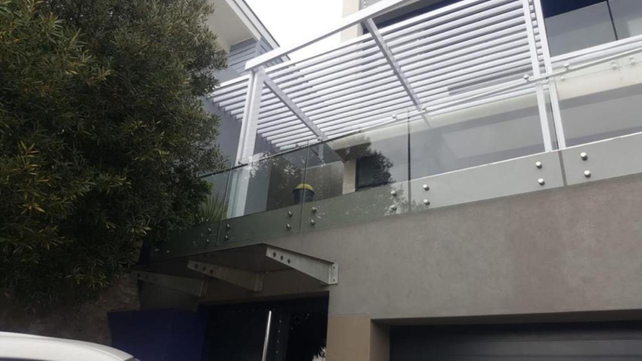 Gordon'S Shore Luxury Apartments - Solar Powered Gordons Bay Exterior photo