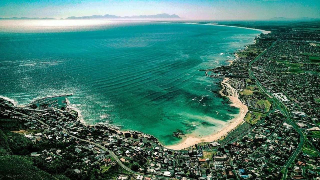 Gordon'S Shore Luxury Apartments - Solar Powered Gordons Bay Exterior photo